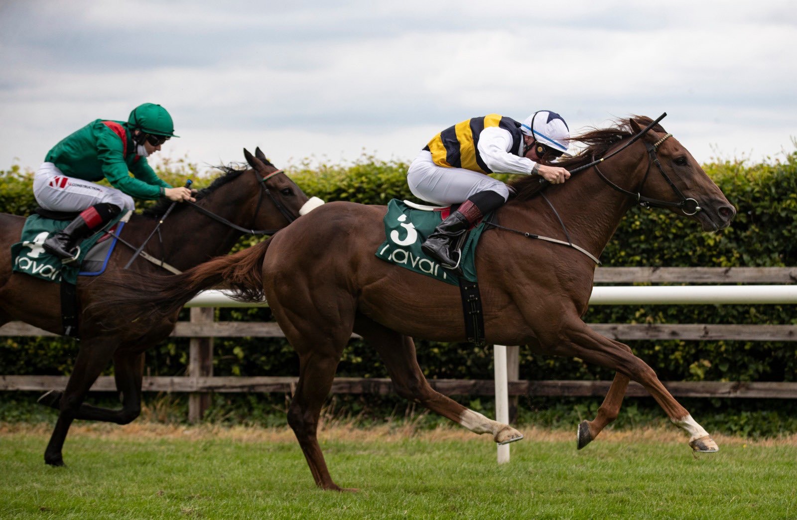 Ottoman Emperor impresses in Navan victory - OTI Racing & Bloodstock